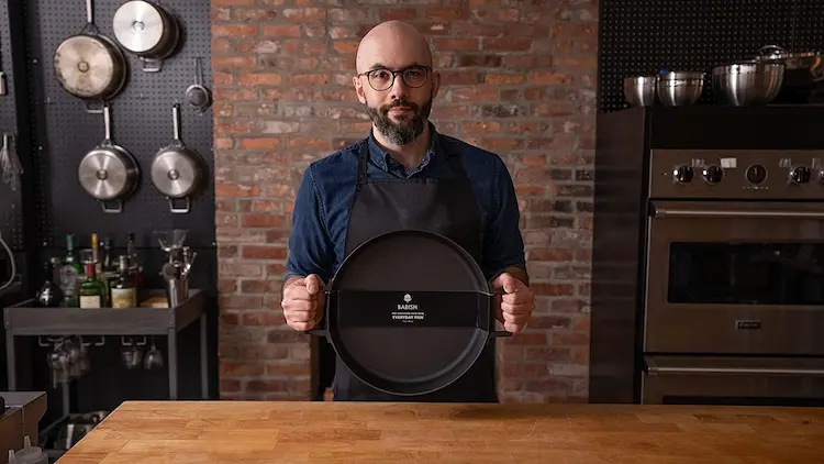 Babish Cast Iron Pan1